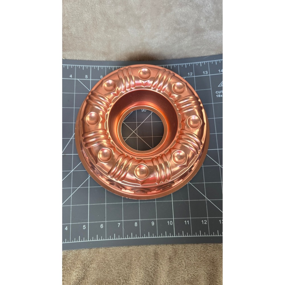 Vintage Copper Colored Aluminum Ring Mold Fluted Bundt Cake Pan 7.5 Inch